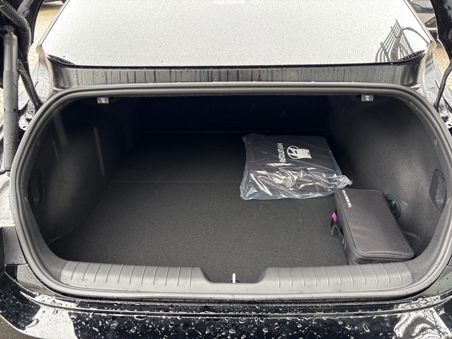 Hyundai IONIQ 6 - Bild 12