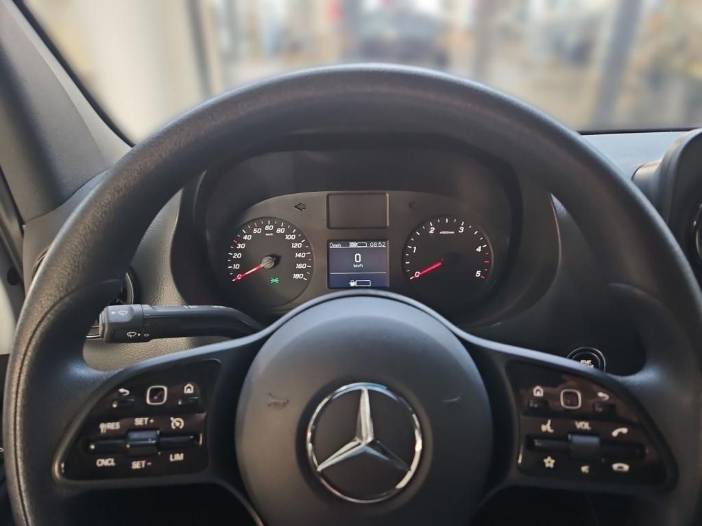 Fahrzeugabbildung Mercedes-Benz Sprinter 315 Doka Pritsche 7 SItze Klima AHK GRA