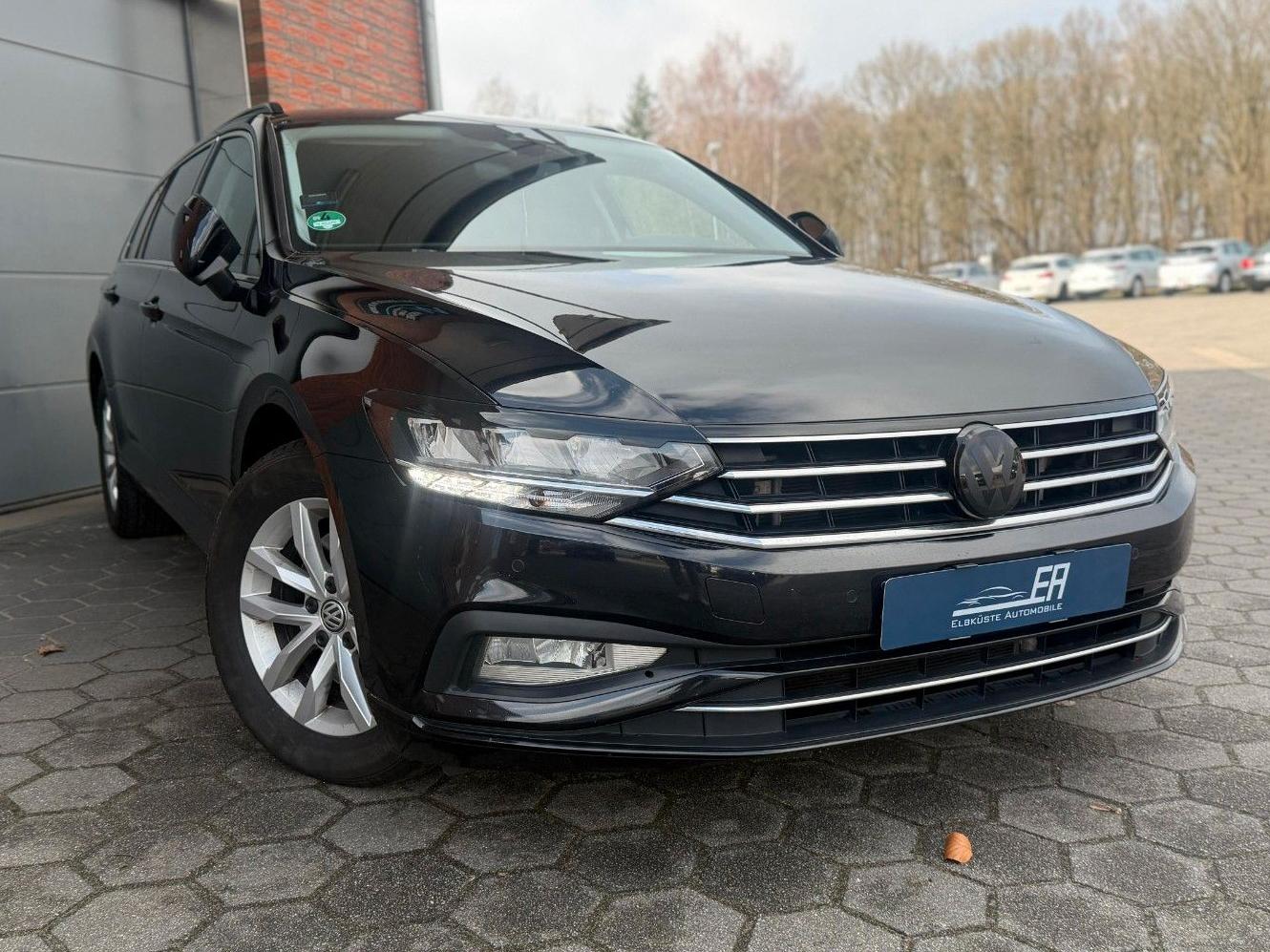 Volkswagen Passat Variant Business LED*Kam*CarPlay*AHK*ACC