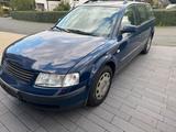 Volkswagen VW Passat 3B - Volkswagen Passat aus 2000: Kombi