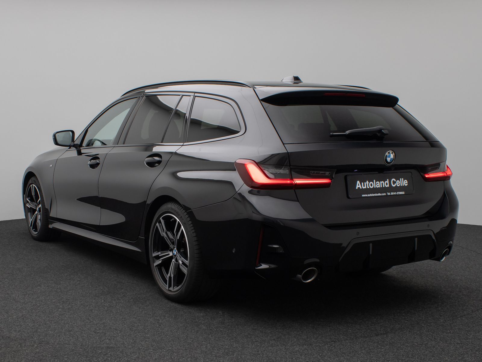 Fahrzeugabbildung BMW 318i M Sport Kamera HUD DAB HiFi Fernlichtassist