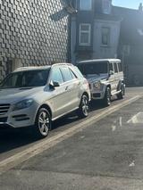 Mercedes-Benz ML 250 BlueTEC 4MATIC - - Mercedes ML 250 mit Schiebedach