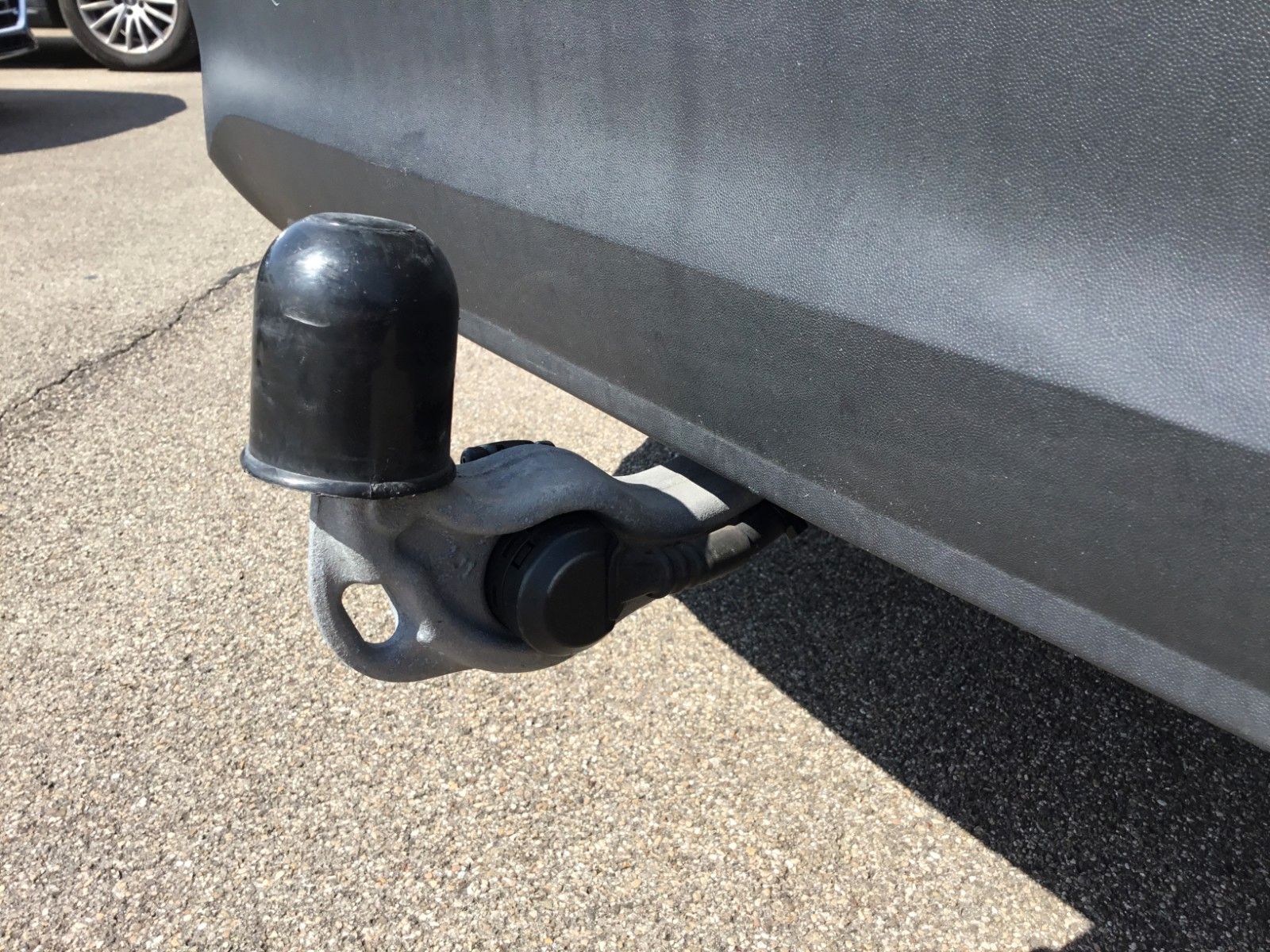 Fahrzeugabbildung Volkswagen Tiguan 1.5 eTSI DSG+AHK+LED+AppConnect+Sitzheizu