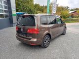 Volkswagen Touran Cup DSG AHK - Volkswagen Touran CUP mit Diesel-Antrieb