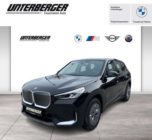 BMW iX1 eDrive20 BEV DAB LED RFK Parkassistent Shz P