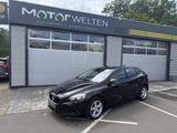 Volvo V 40 D2 Kinetic D2 EU6 Kinetic - Volvo V40 in Frankfurt (Main)