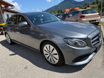 Mercedes E 220 - 10