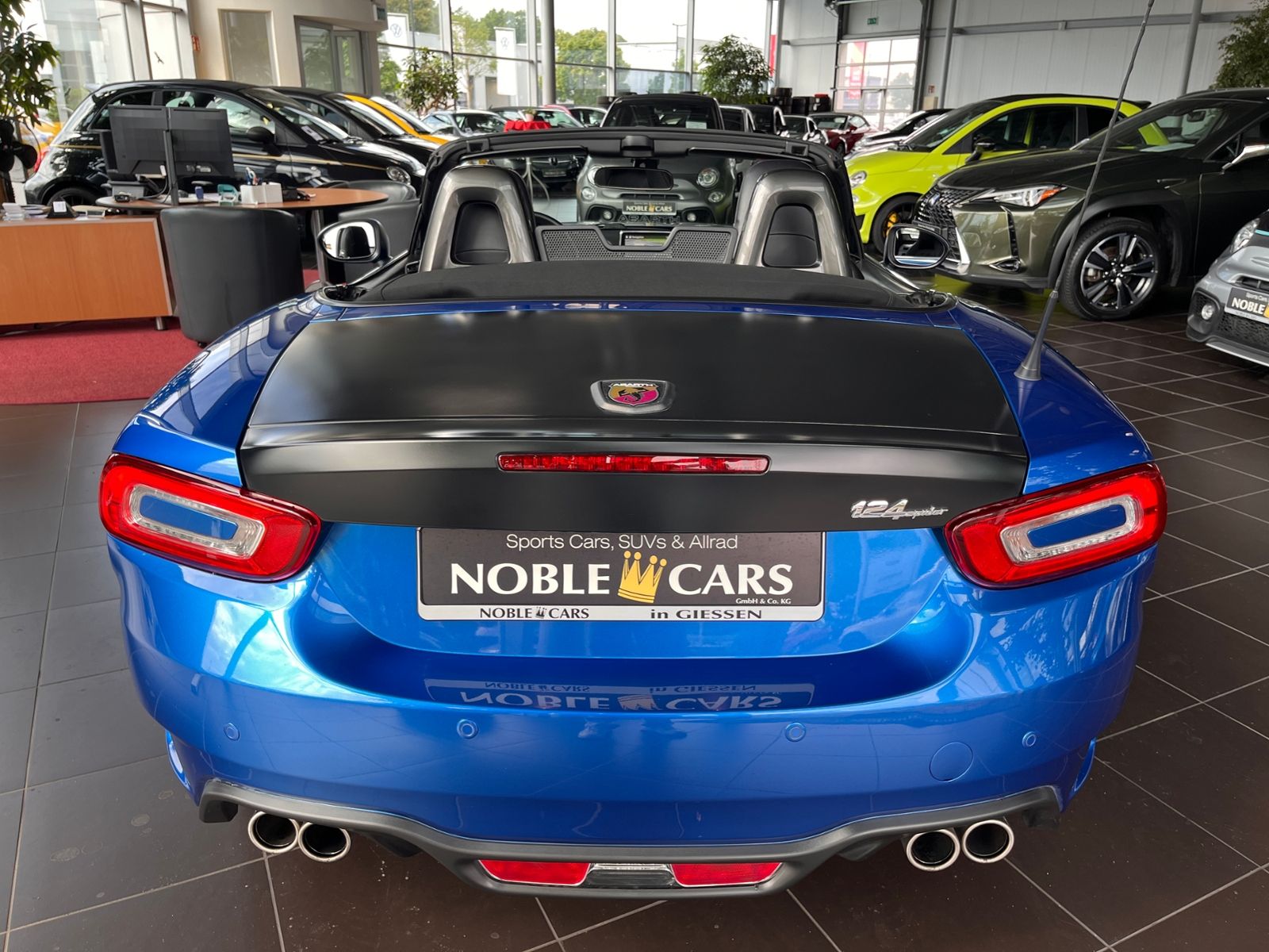 Fahrzeugabbildung Abarth 124 Spider NAVI KLIMA LED LEDER ALU BOSE