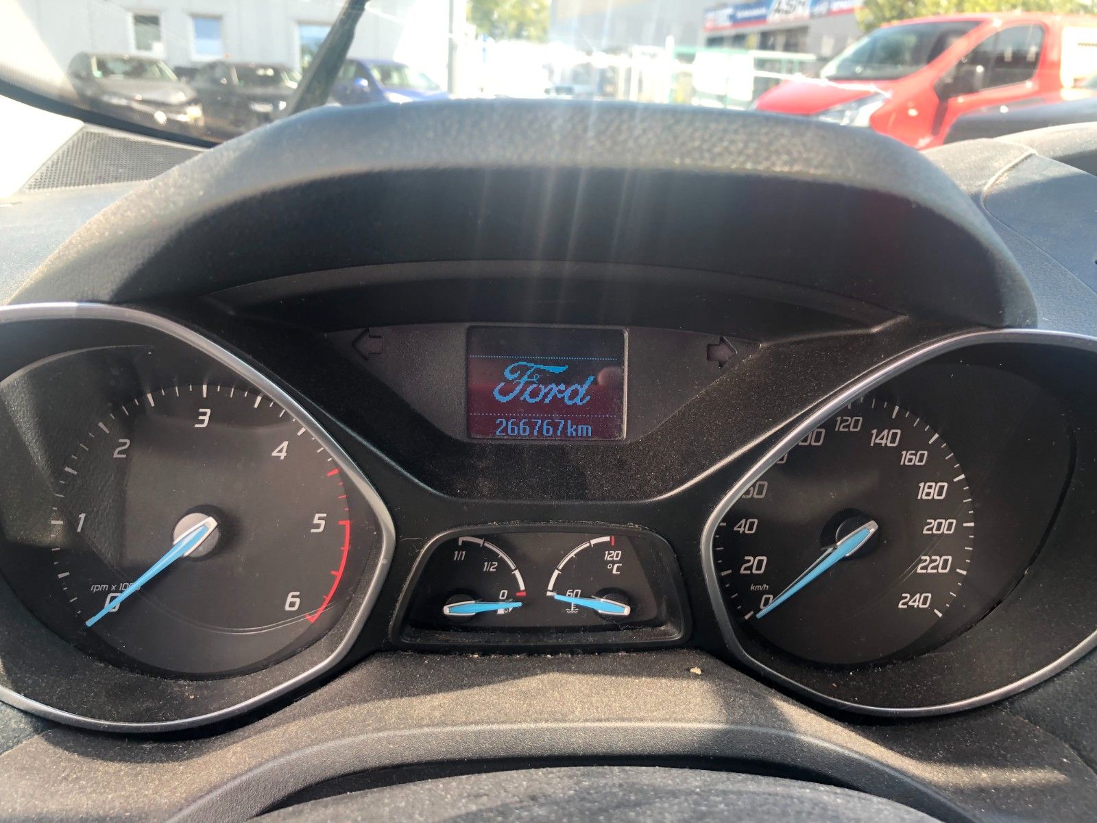 Fahrzeugabbildung Ford Grand C-Max Grand C-MAX Titanium