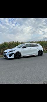 Kia Ceed 1.6 T-GDI DCT GT Giacuzzo,Milltek,Baracuda