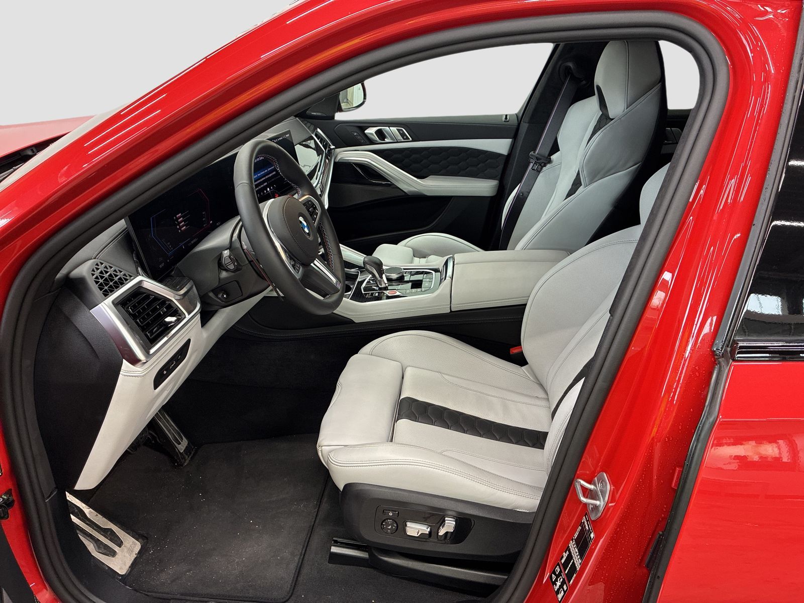 BMW X6 M - Bild 7
