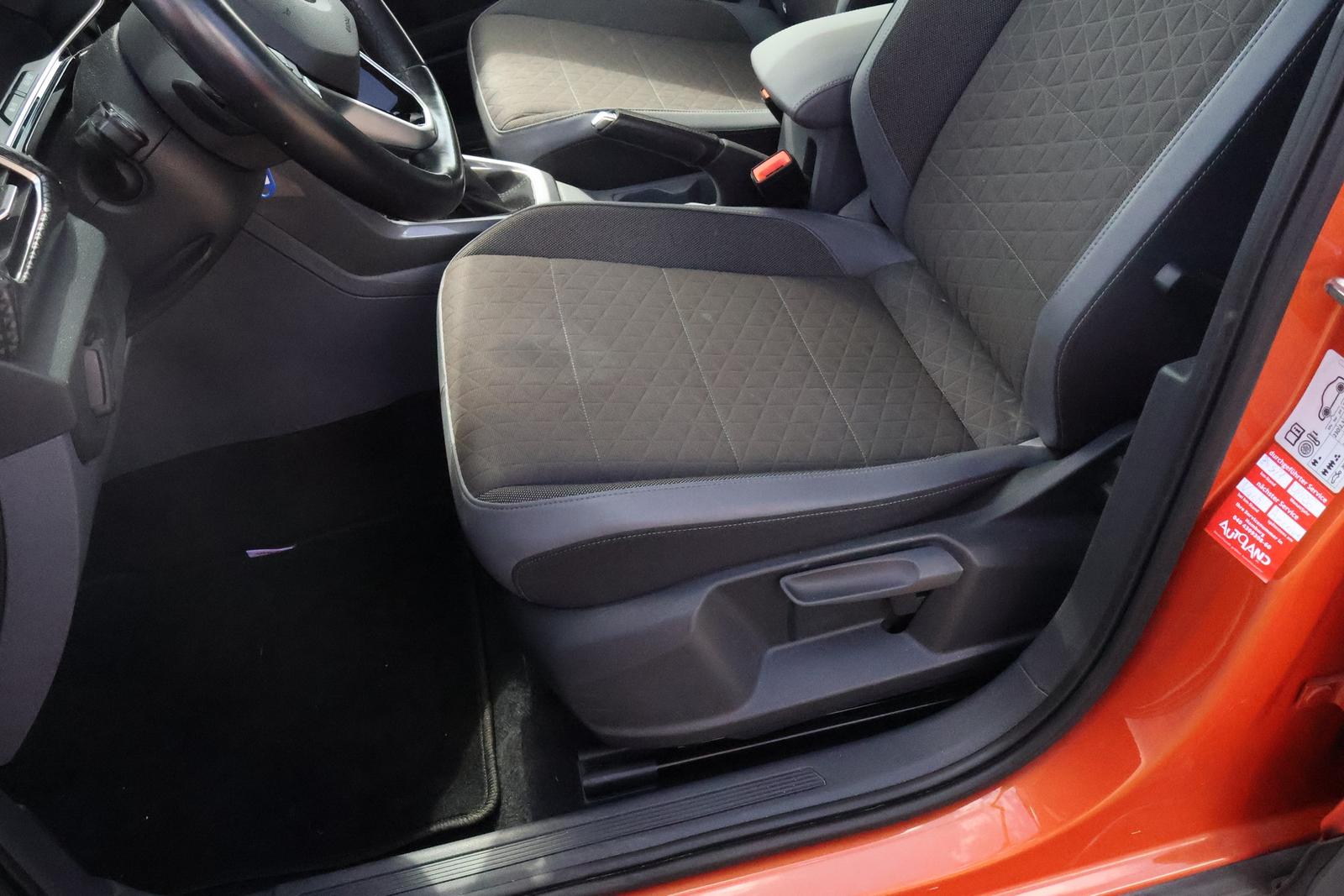 Volkswagen T-Cross 1.0 Basis Navi Tempomat Sitzheizung PDC