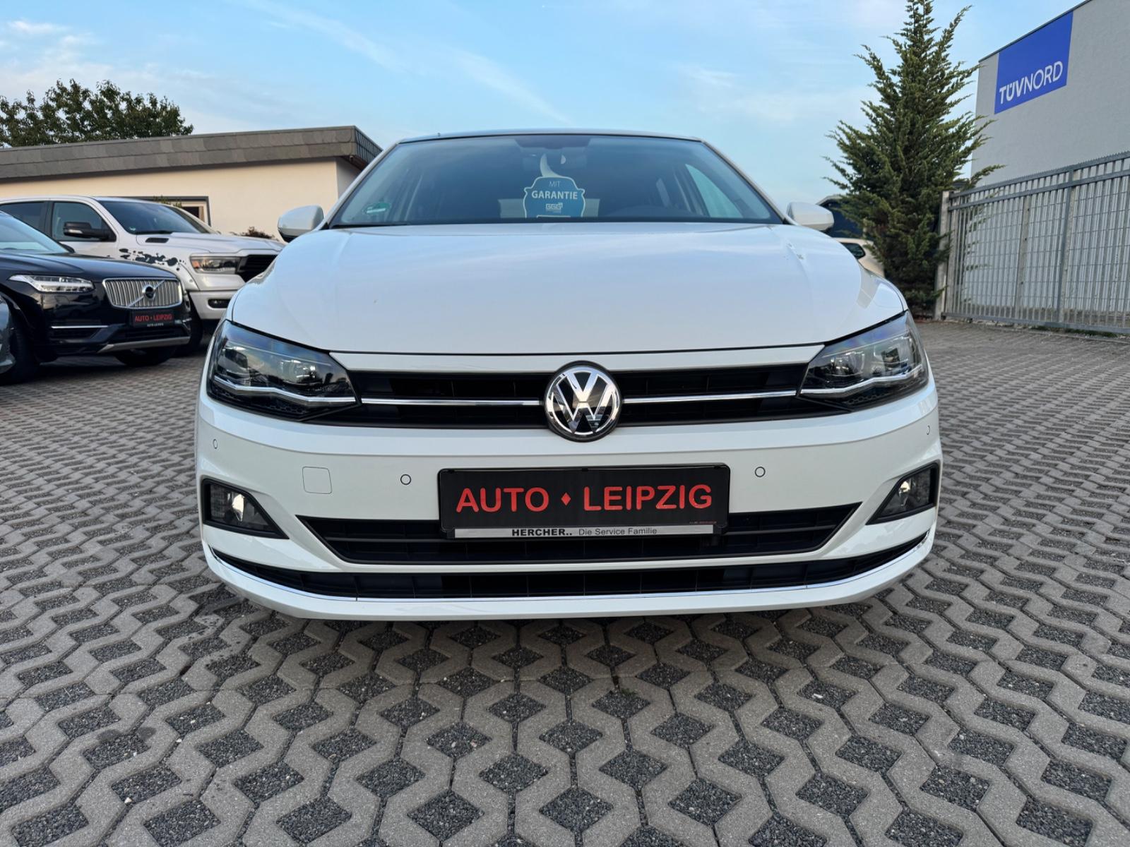 Volkswagen Polo VI Highline/Klima/Sitzhz/Pano/LED/PDC/Tempo