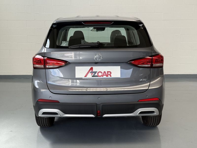 MG ZS