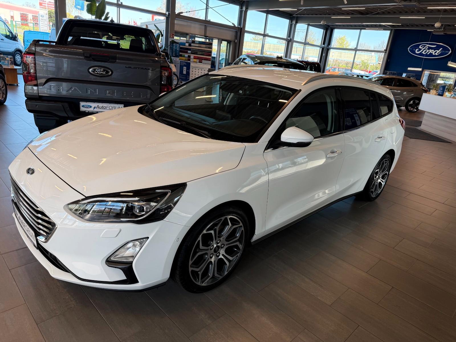 Ford Focus Turnier Titanium Navi LED