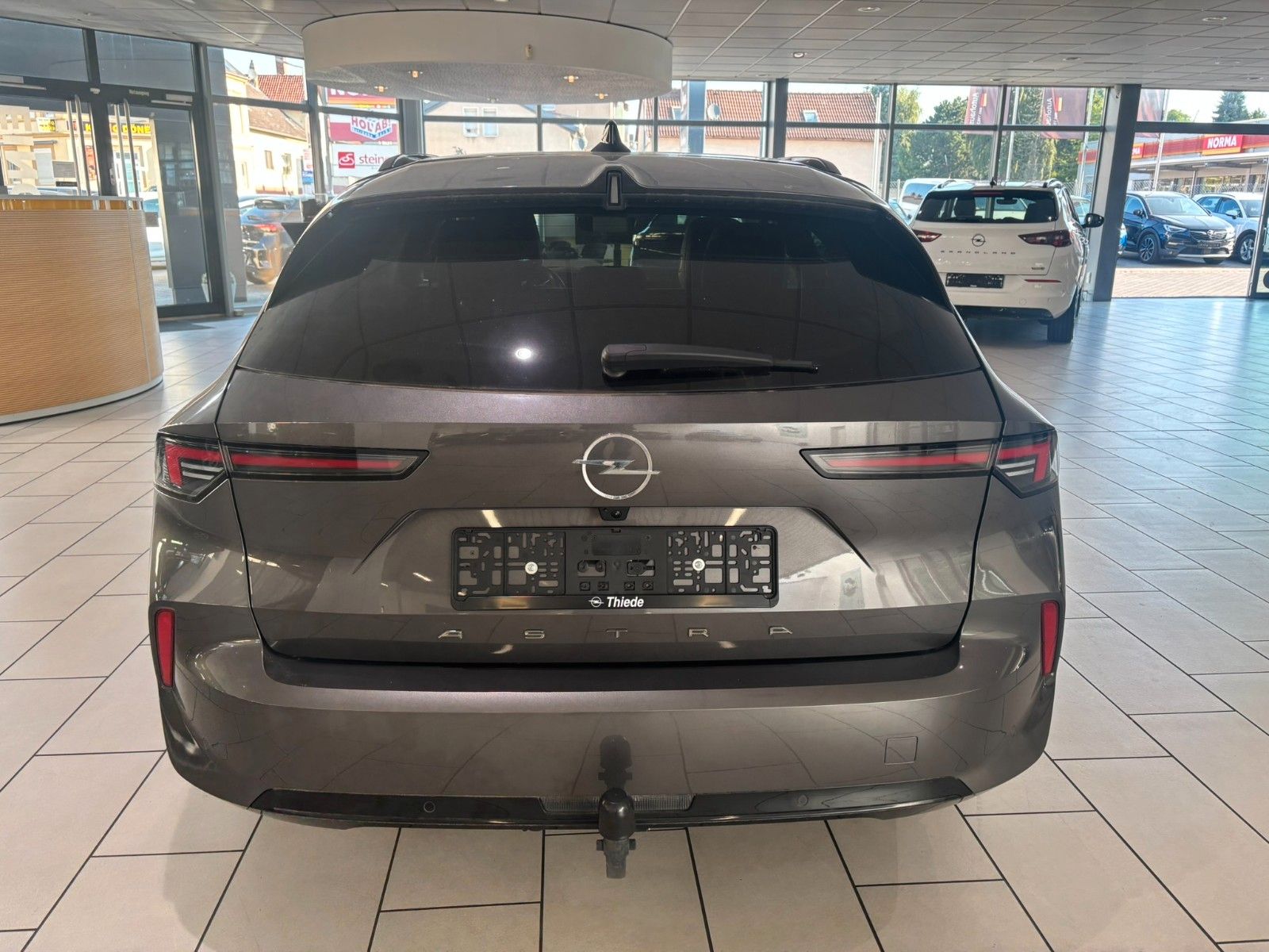 Fahrzeugabbildung Opel Astra L ST 1.5D ELEGANCE NAVI/LED/KAMERA/SHZ/AHK