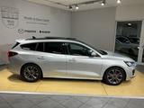 Ford Focus Turnier ST-Line X*B&O*SHZ*LHZ*PANO*LED* - Ford Focus mit Diesel-Antrieb: Leder, mit Navigationssystem