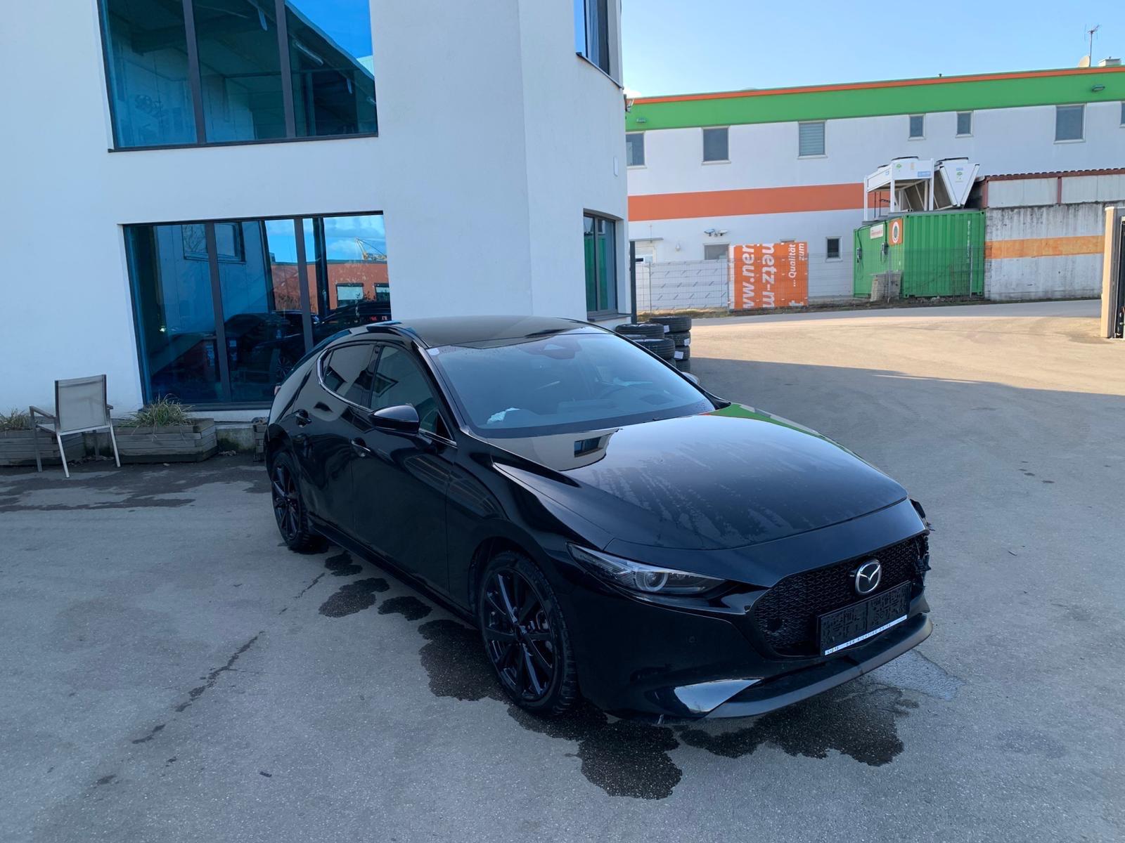 Mazda 3 e-Skyactiv-G150 Exclusive-Line