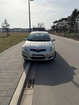 Toyota Auris 2,0-l-D-4D Sol Sol - Toyota Auris in Mannheim