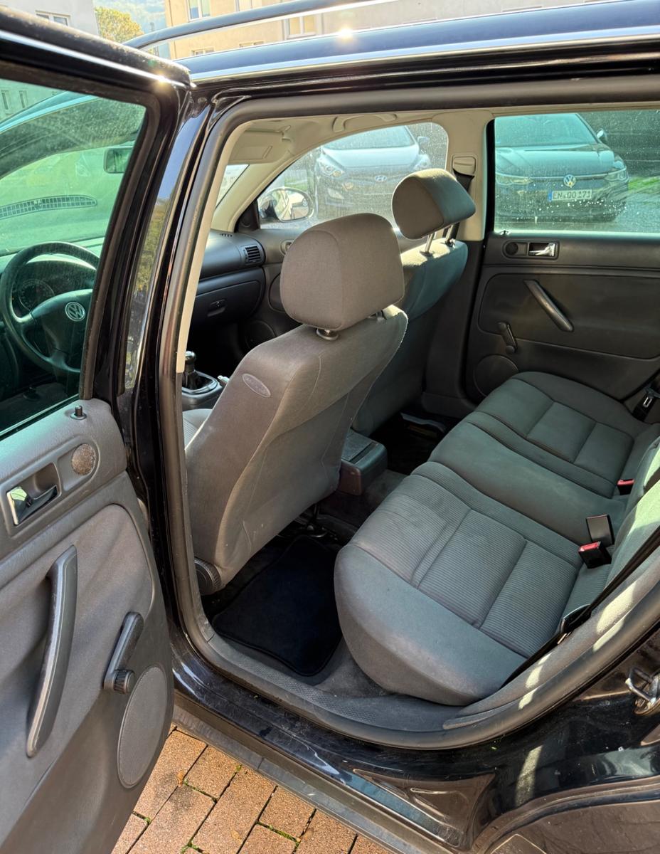 Volkswagen Passat 2005 — photo 15