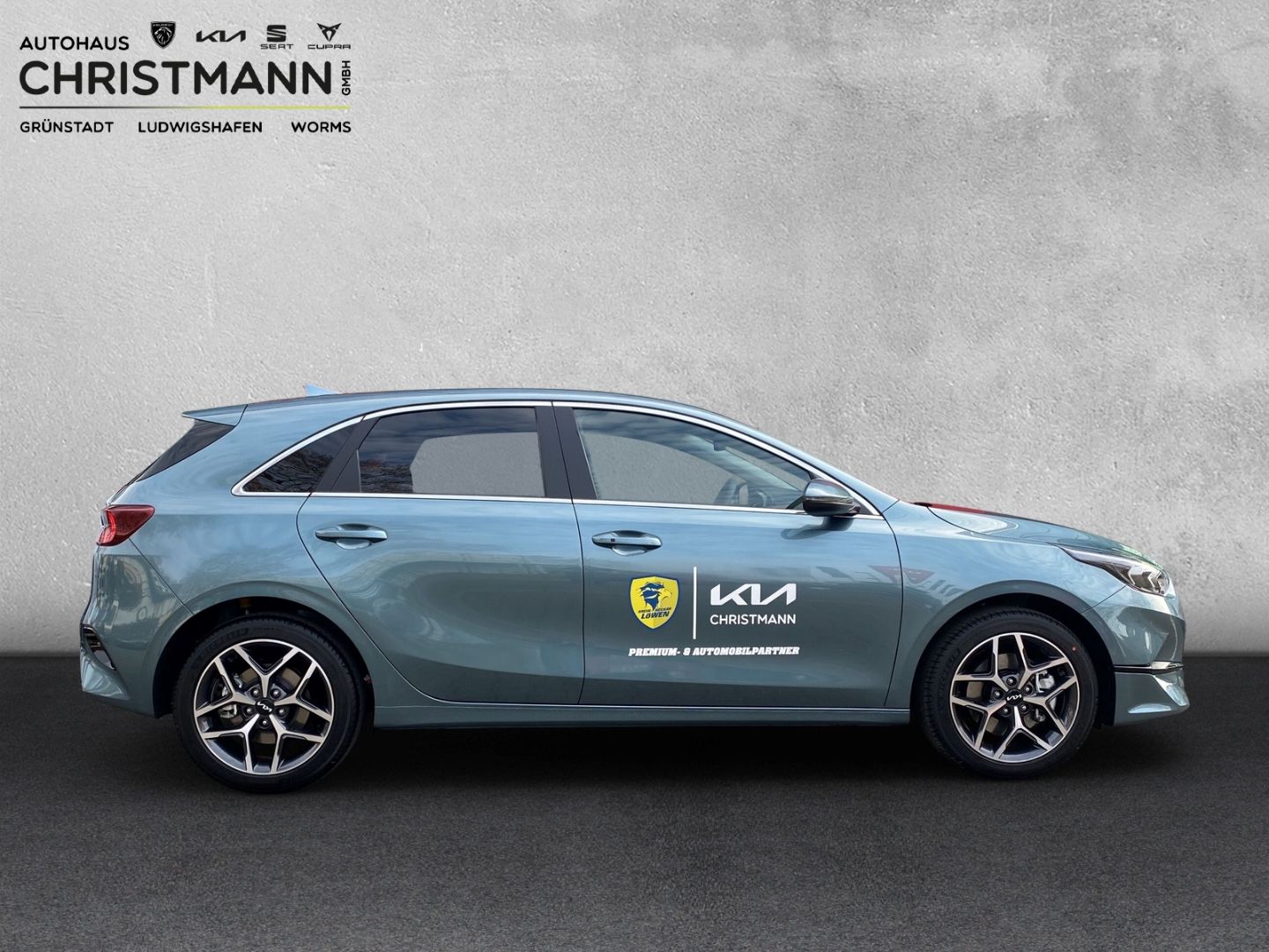 Fahrzeugabbildung Kia Ceed Kia ULTIMATE EDITION 1.5 T-GDI *STYLE-PAKET