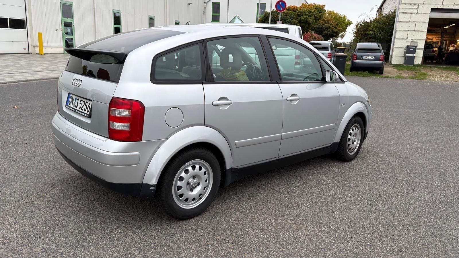 Audi A2 2004 — photo 7
