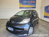 Peugeot PEUGEOT 107 1.0 68CV 3p. Sweet Years 2Tronic *92 - graue Peugeot 107