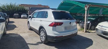 Volkswagen Tiguan - 3