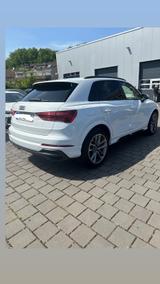 Audi Q3 35 TFSI S tronic S line  - Audi Q3 in Oberhausen
