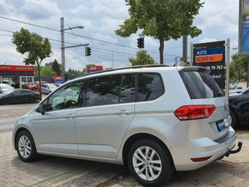 Volkswagen Touran - 4