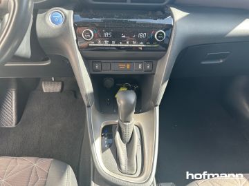 Toyota Yaris Cross - 12