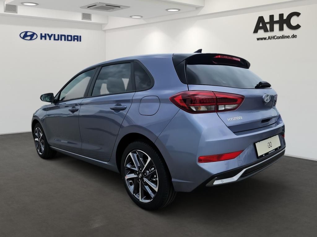 Fahrzeugabbildung Hyundai i30 FL 5-Türer ADVANTAGE 7-DCT 2xKlima SpurH