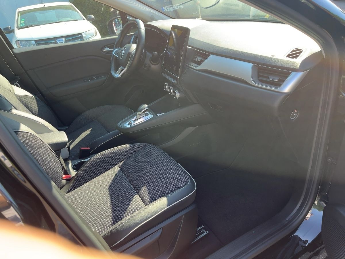 Fahrzeugabbildung Renault Captur TECHNO TCe 160 EDC ABS Fahrerairbag ESP Z