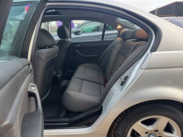 BMW 318 - 12
