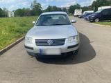 Volkswagen Auto wv passat Baujahr 2001 - VW Passat Variant von 2001