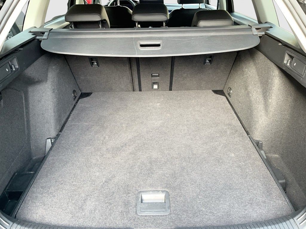 Volkswagen Golf - Bild 11