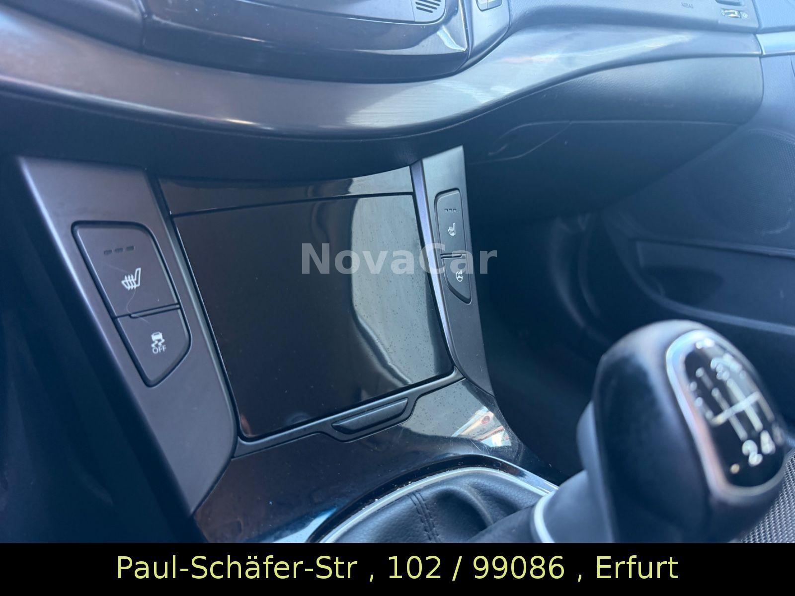 Hyundai i40 2015 — photo 20