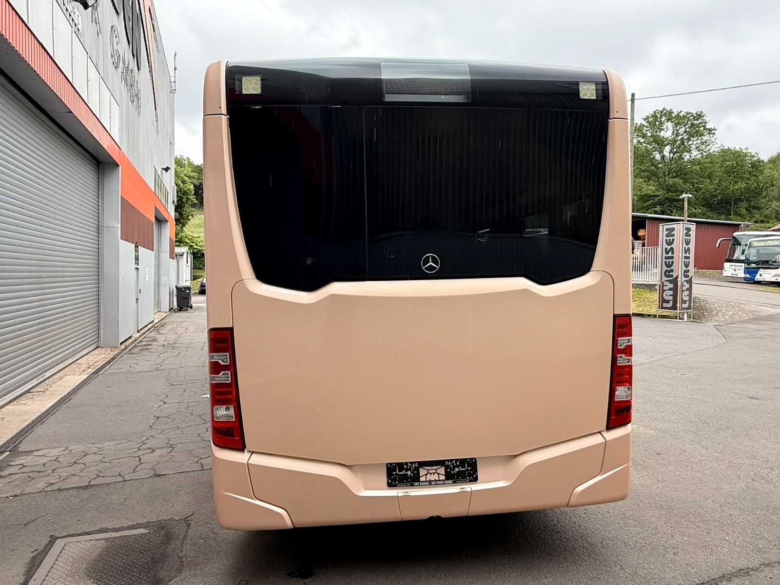 MERCEDES-BENZ  2014 - Image 8 of 28