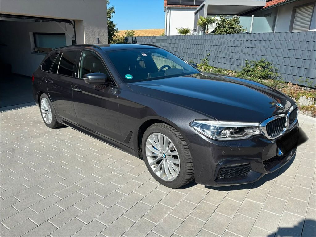 Image of BMW 530