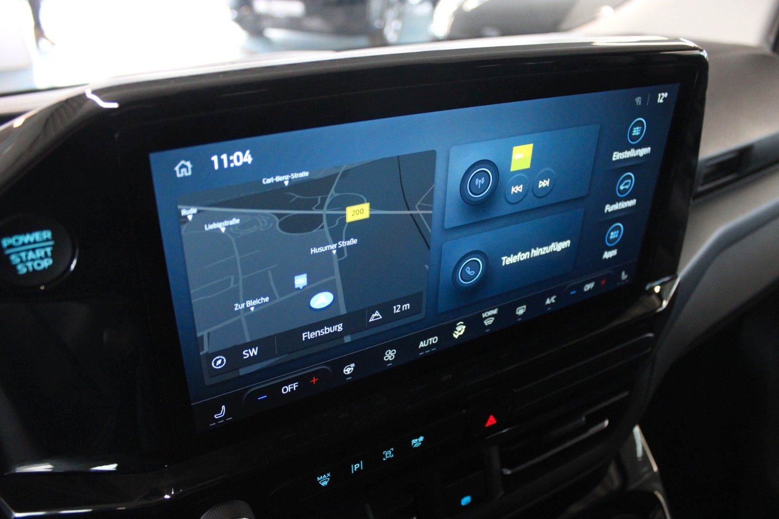 Fahrzeugabbildung Ford Tourneo Custom PHEV ACTIVE 8-Sitzer B&O NAVI LED