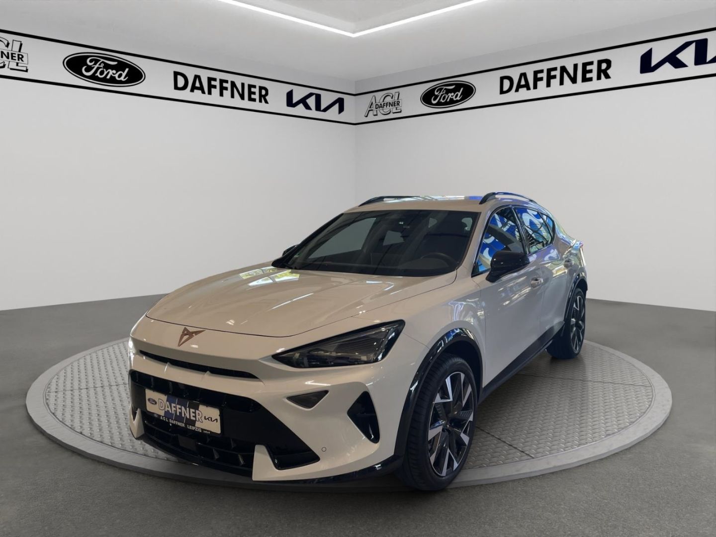 Fahrzeugabbildung CUPRA Formentor 1.5 eTSI 110 kW AHK-klappbar Navi Digi