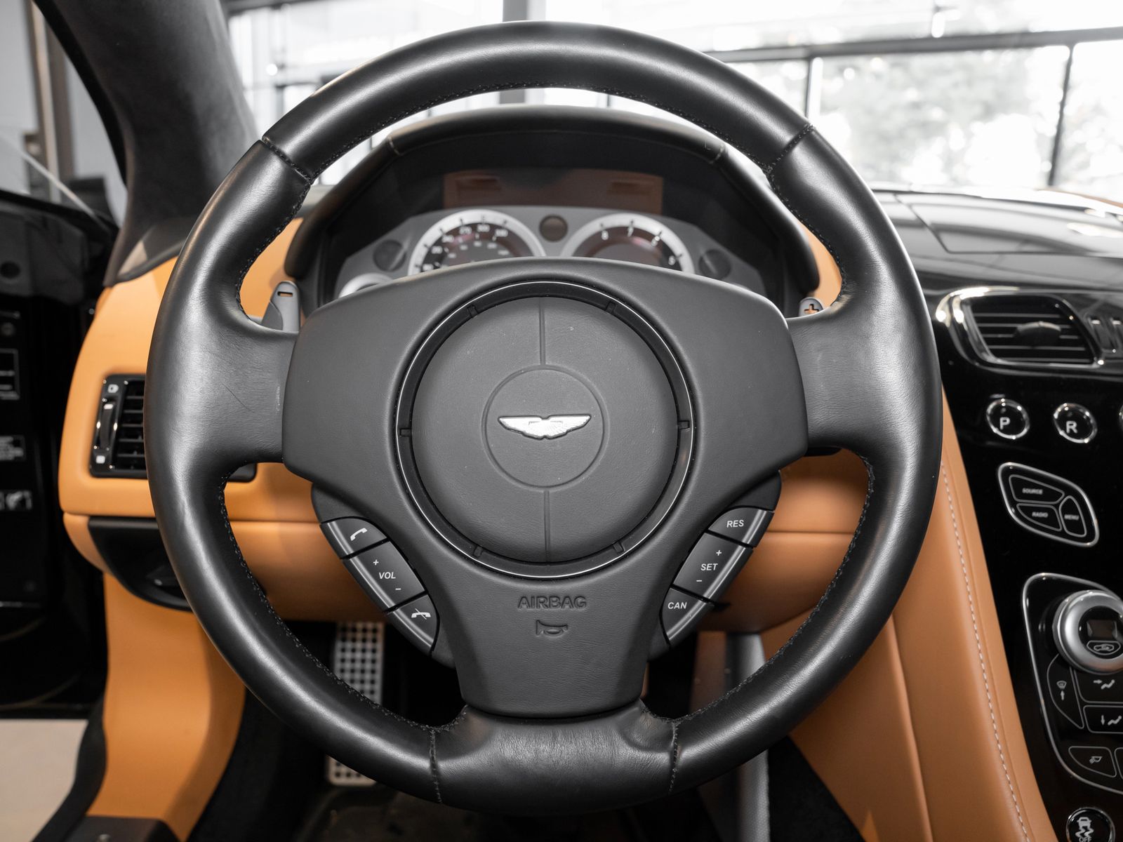 Fahrzeugabbildung Aston Martin Rapide S - Aston Martin Hamburg
