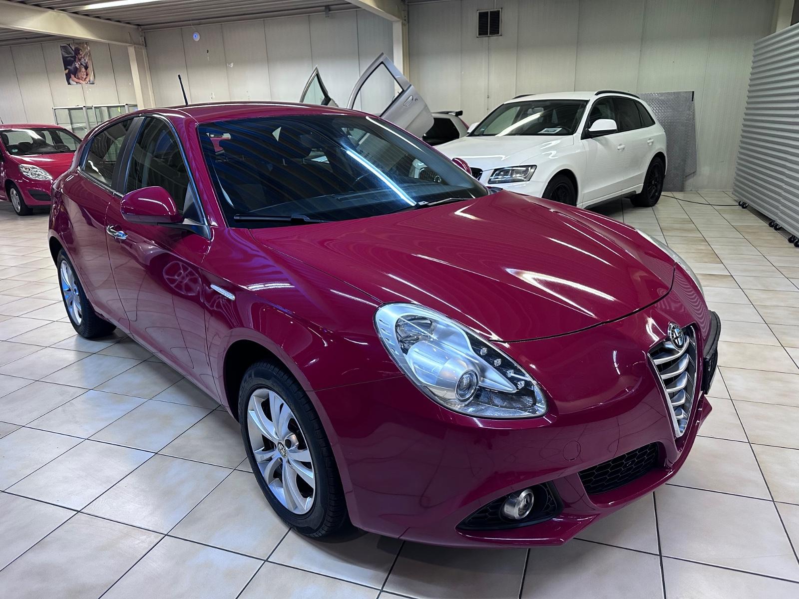 Alfa Romeo Giulietta 1.4 TB 16V*Scheckheft*Klima*Tüv Neu*