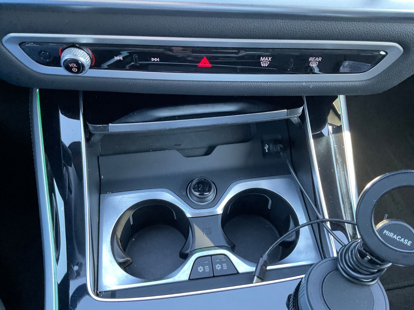 Fahrzeugabbildung BMW X5 xDrive40d,MPaket,AHK,Sitzlüftung,Panorama,Car