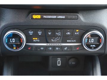 Fahrzeugabbildung Ford Focus 1.5 L Active +LED+NAVI+KAMERA+DAB+KEYFREE+
