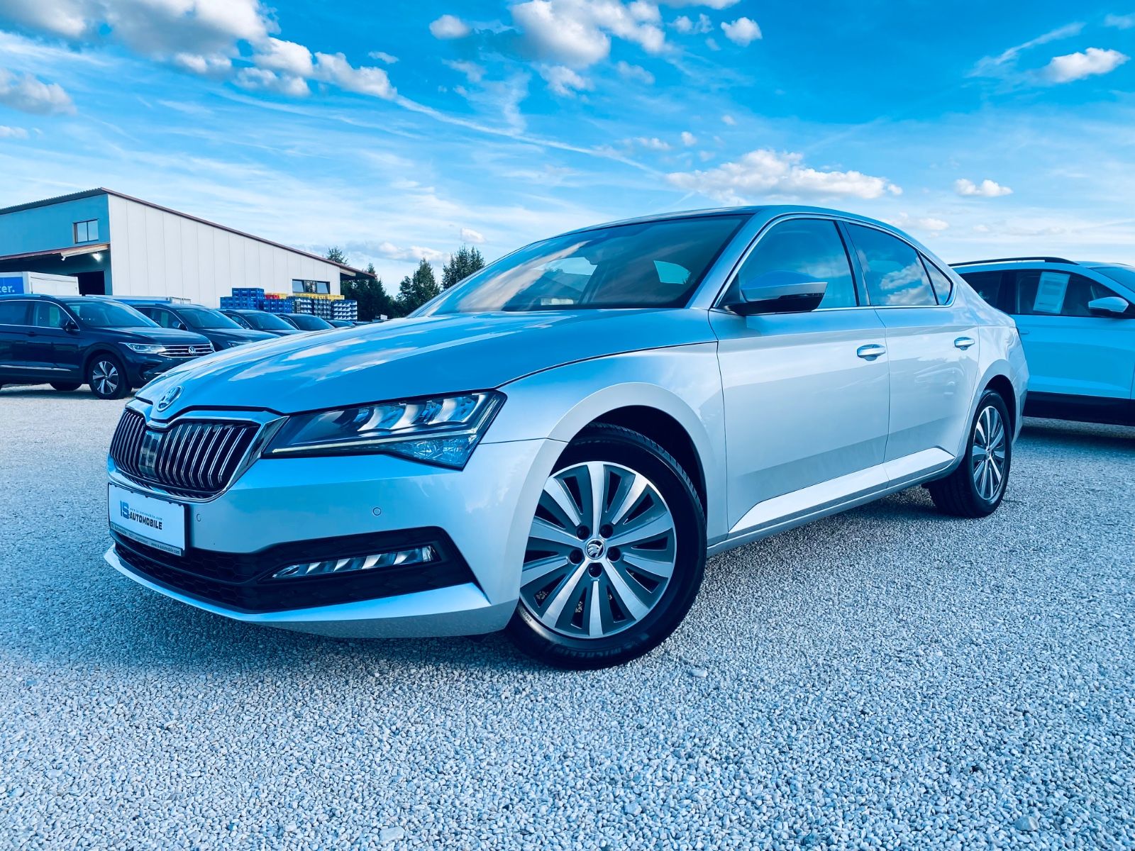 Skoda Superb Lim.Ambition,NAVI,LED,ACC,SHZ,PAD,RFK,PDC