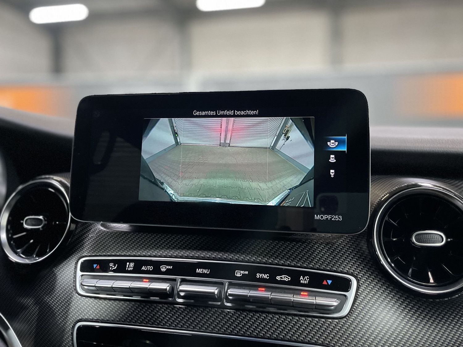 Fahrzeugabbildung Mercedes-Benz V 250 d EDITION lang AMG#Night#LED#Distr.#Burmes