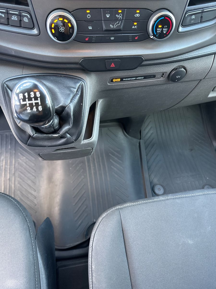 Fahrzeugabbildung Ford Transit Custom 300 L2 2.0 TDCi NAV+KLIMA+SHZ+PP