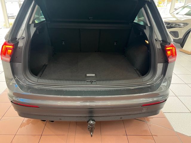 Fahrzeugabbildung Volkswagen Tiguan 2.0 TDI DSG 4M COMFORTLINE AHK NAVI DYNAU