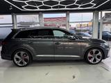 Audi SQ7 4.0 TDI qua*NAVI*7 SITZE*PANO*S-LI*ABT UMBAU - Audi SQ7: Abt